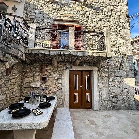 Tatil Evi Old House Njivice